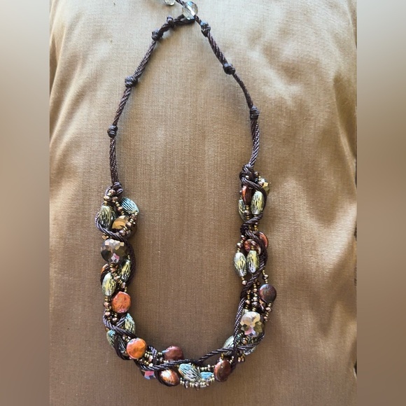 Brown coin pearl bead necklace - Picture 9 of 9